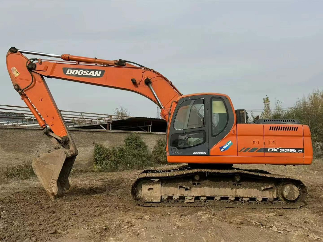 Doosan Used Excavator 225 DX225 DX300 DH150 DX300 DX420 DX520 for Sale - Гусеничный экскаватор: фото 5 Doosan Used Excavator 225 DX225 DX300 DH150 DX300 DX420 DX520 for Sale - Гусеничный экскаватор: фото 5