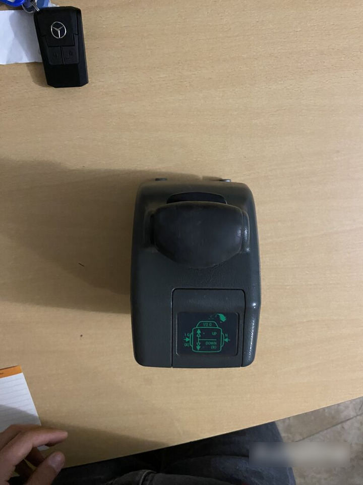 Mercedes-Benz Selector Lever Module, transmission shift , schimbator actros se truck - Рычаг переключения передач для Грузовиков: фото 2 Mercedes-Benz Selector Lever Module, transmission shift , schimbator actros se truck - Рычаг переключения передач для Грузовиков: фото 2