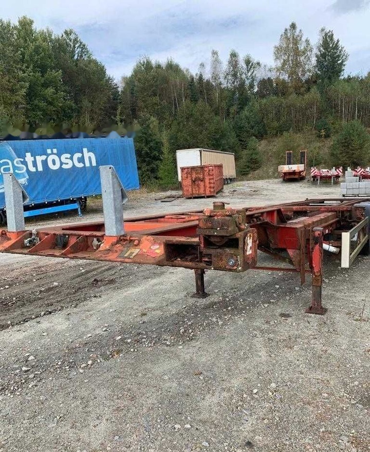 RENDERS 2001 Semiremorca Transcontainer - Шасси полуприцеп: фото 3 RENDERS 2001 Semiremorca Transcontainer - Шасси полуприцеп: фото 3