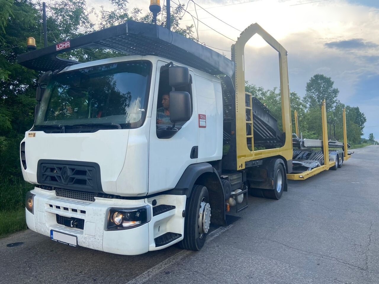 Renault Euro 6 + Lohr 9 pozitii Transportor Renault D Wide * Lohr model C2H99S - Автовоз: фото 2 Renault Euro 6 + Lohr 9 pozitii Transportor Renault D Wide * Lohr model C2H99S - Автовоз: фото 2