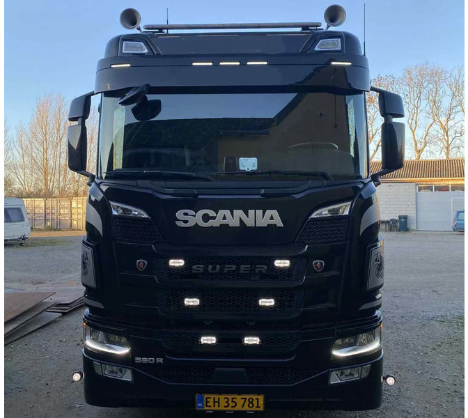 Scania R560 560R super 6x2*4 rearsteering. Hydr. system Air / Air suspension - Тягач: фото 5 Scania R560 560R super 6x2*4 rearsteering. Hydr. system Air / Air suspension - Тягач: фото 5