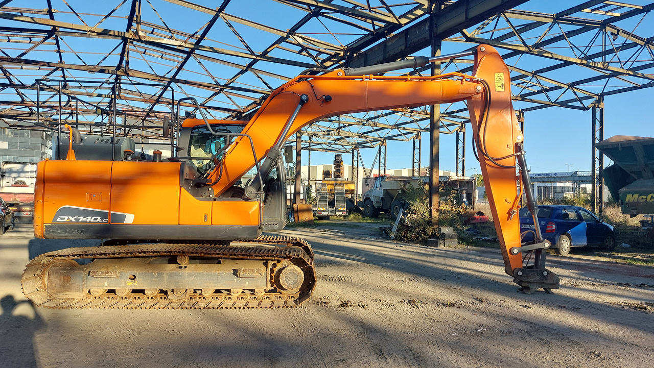 DOOSAN DX140LC-5 - Гусеничный экскаватор: фото 2 DOOSAN DX140LC-5 - Гусеничный экскаватор: фото 2