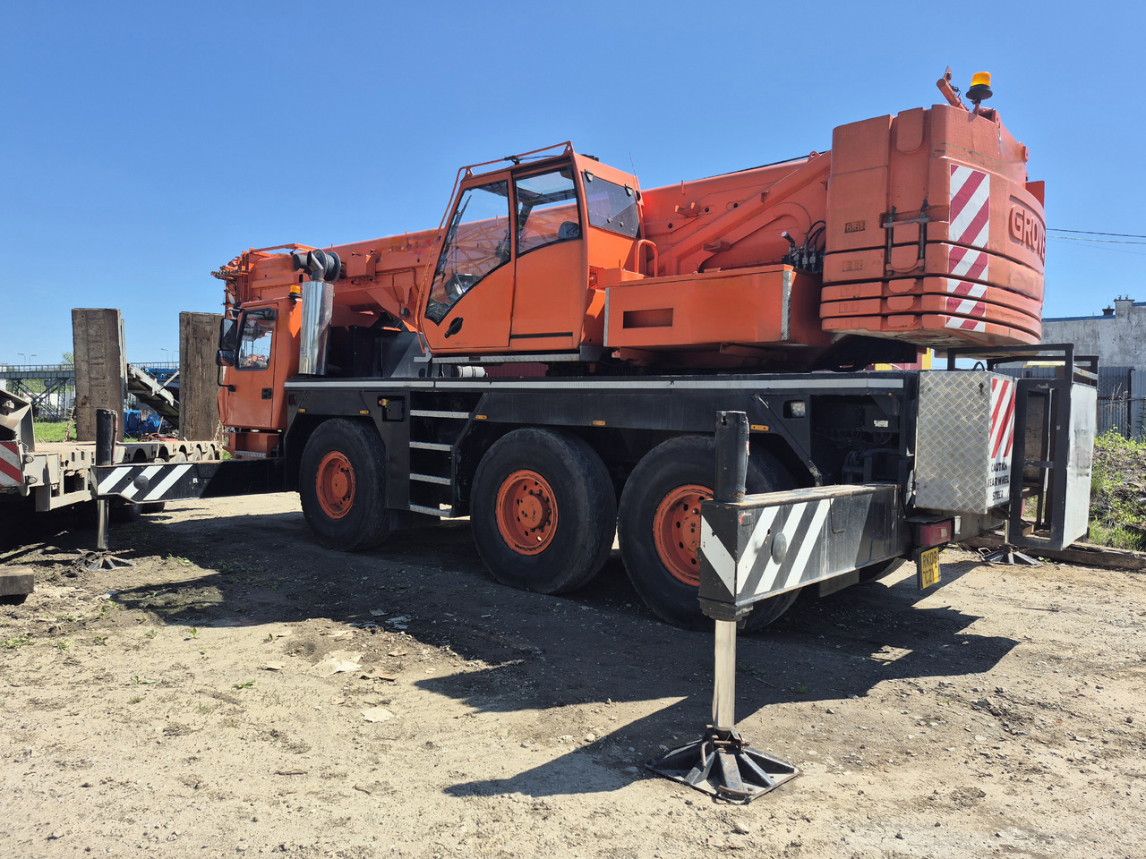 GROVE GMK3055 - Мобильный кран: фото 2 GROVE GMK3055 - Мобильный кран: фото 2