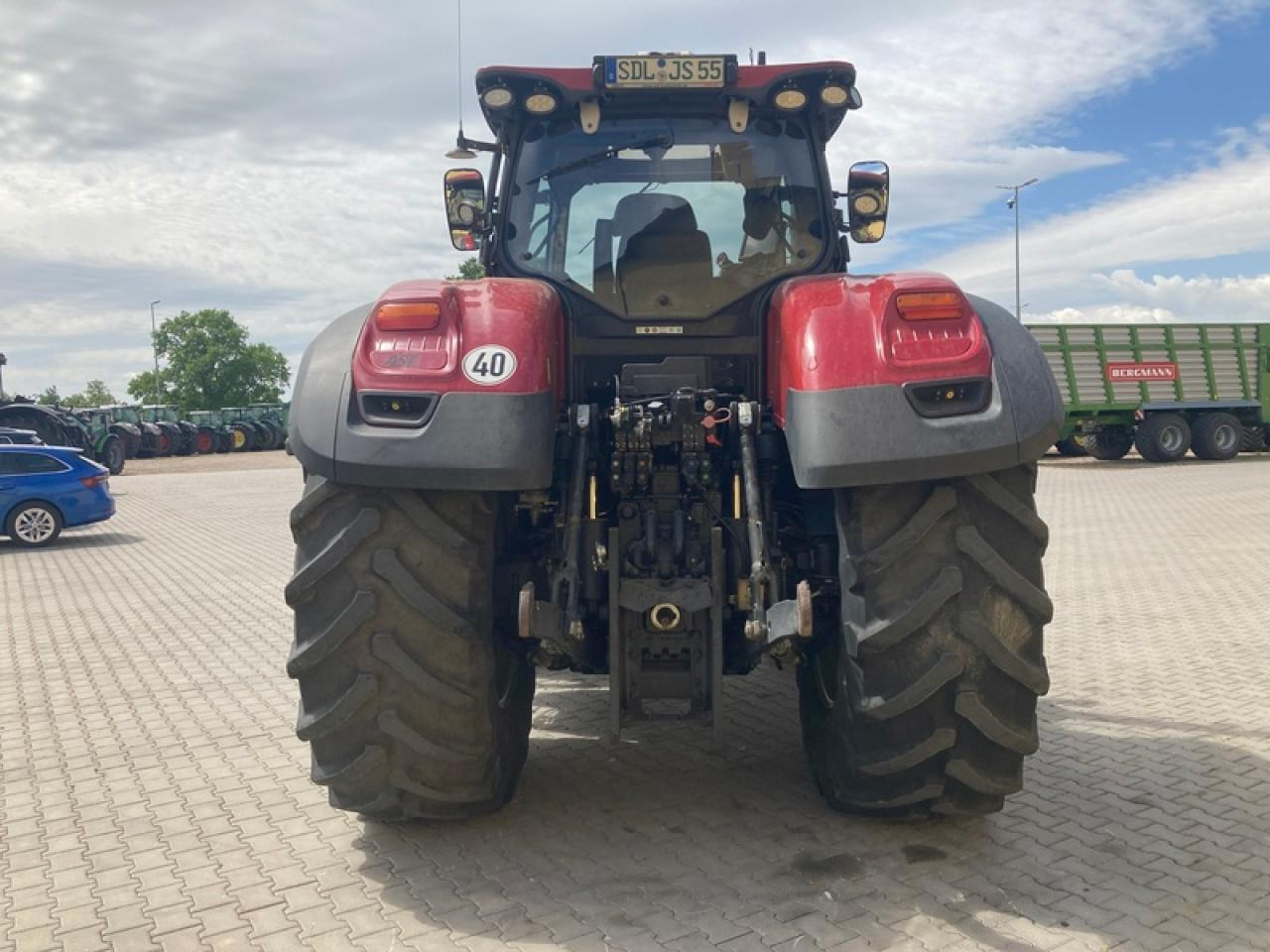 Case-IH OPTUM 270 CVX RTK - Трактор: фото 3 Case-IH OPTUM 270 CVX RTK - Трактор: фото 3