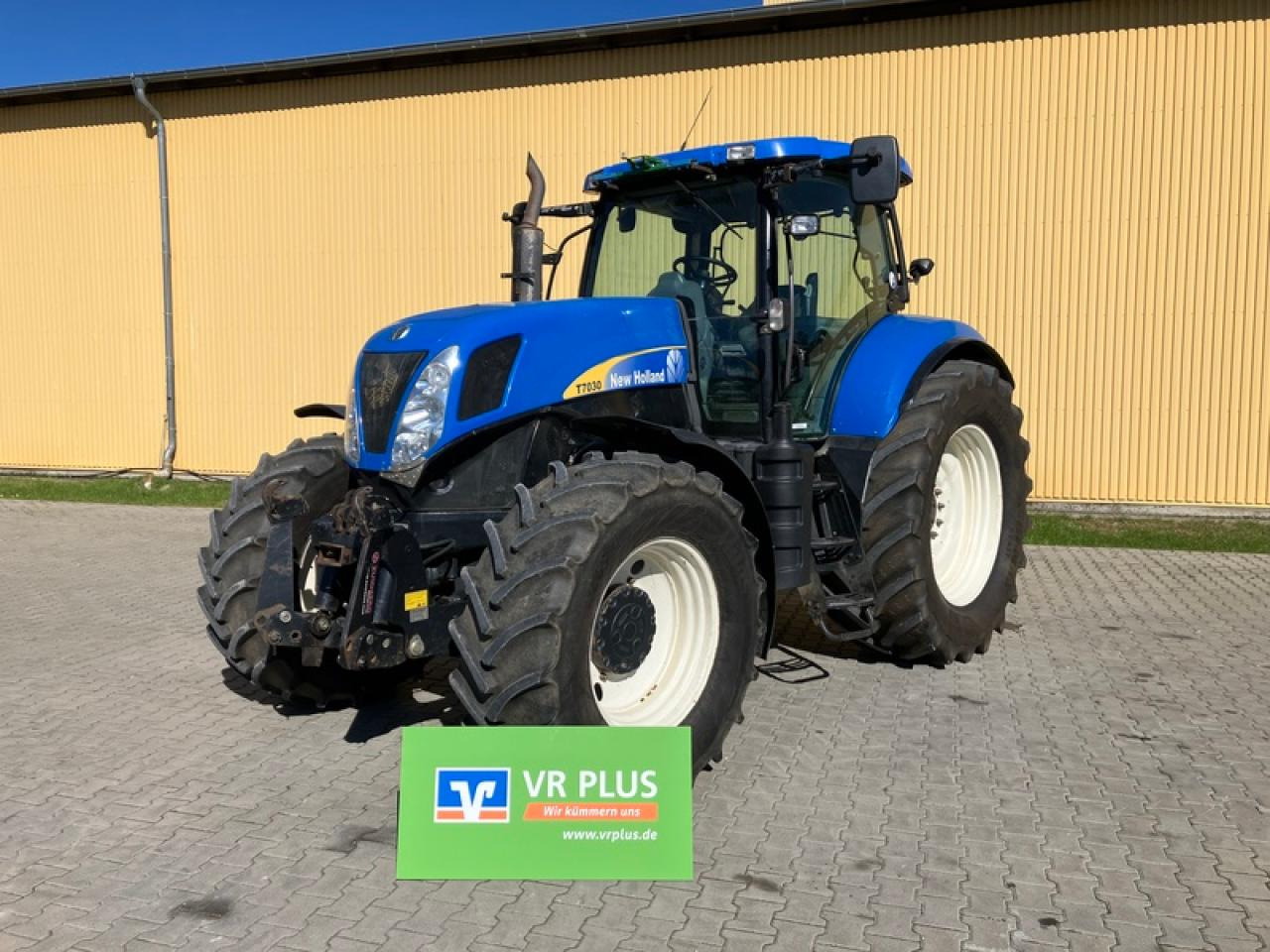 New Holland T7030 // GPS STARFIRE 6000 - Трактор: фото 1 New Holland T7030 // GPS STARFIRE 6000 - Трактор: фото 1