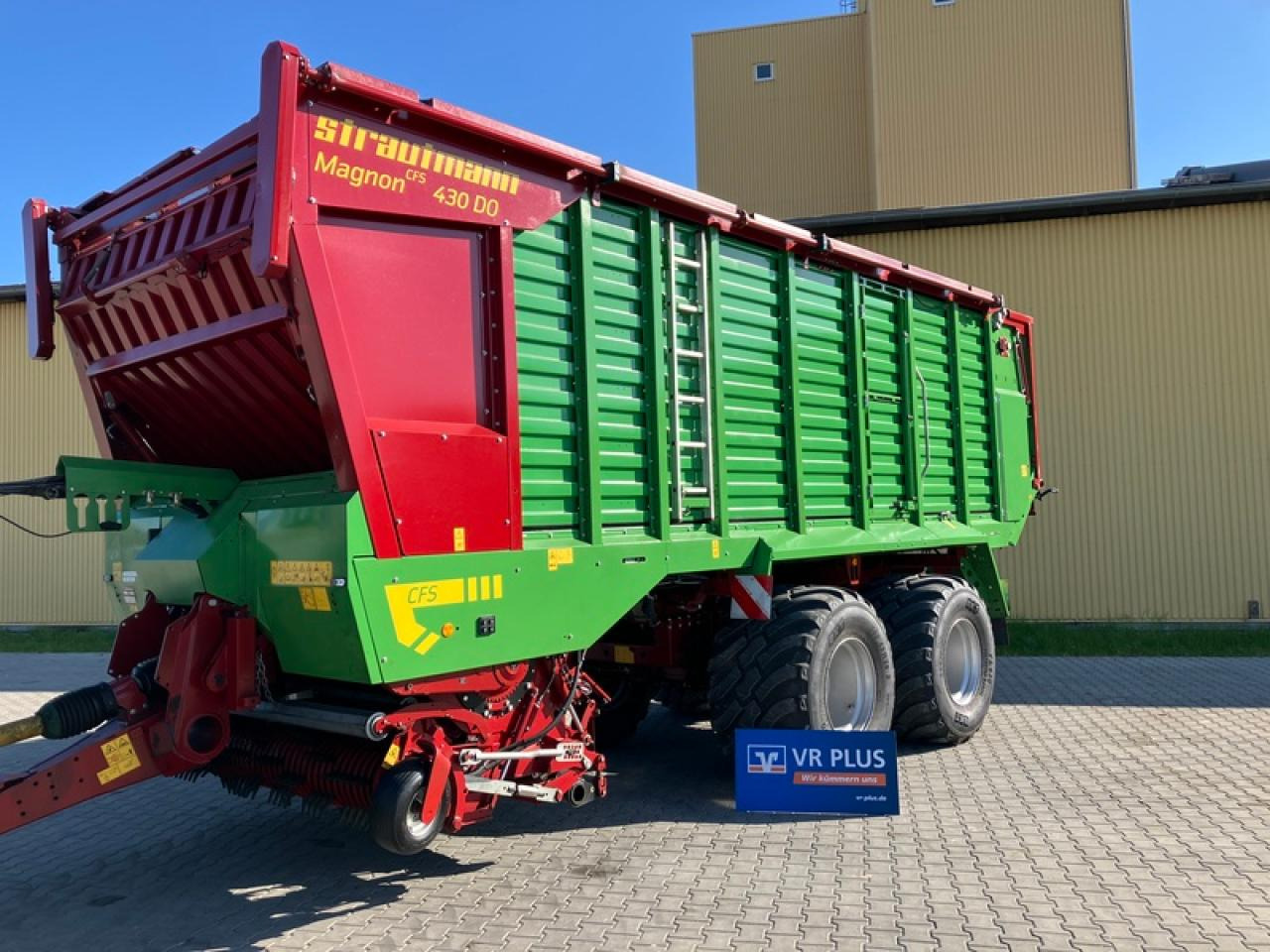 Strautmann MAGNON CFS - Самозагружающийся прицеп: фото 1 Strautmann MAGNON CFS - Самозагружающийся прицеп: фото 1
