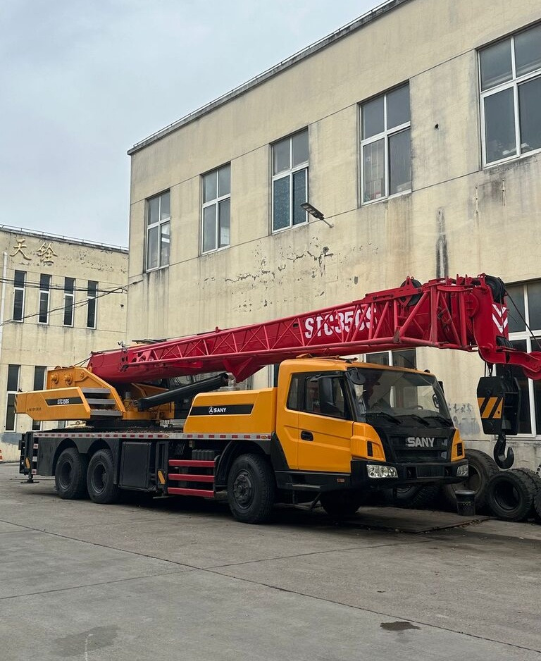 Sany - Мобильный кран: фото 1 Sany - Мобильный кран: фото 1