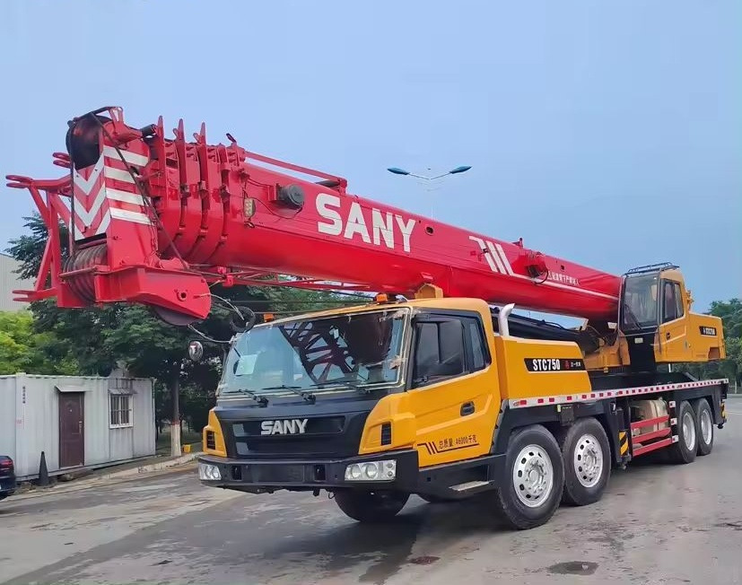 Sany - Мобильный кран: фото 1 Sany - Мобильный кран: фото 1
