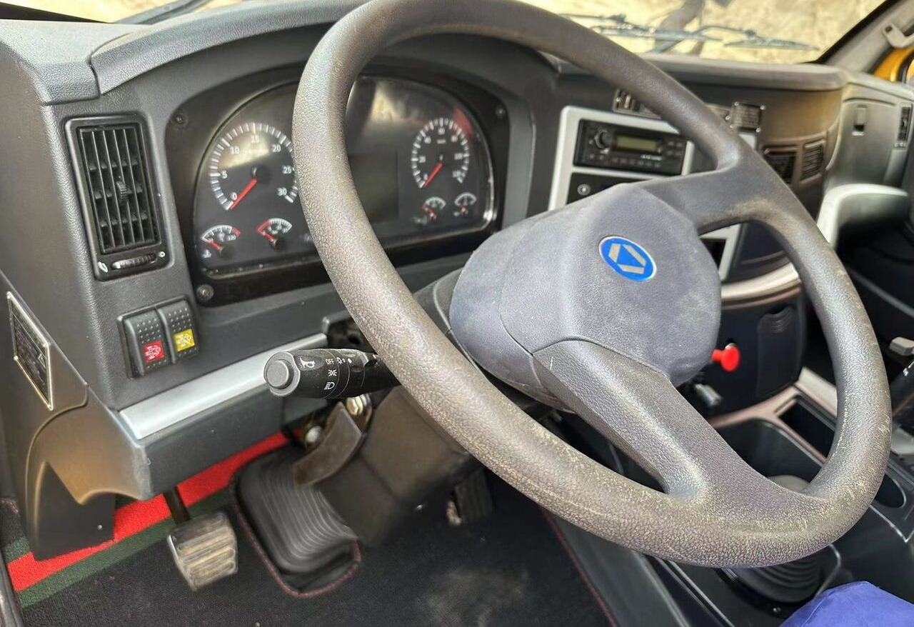 XCMG - Мобильный кран: фото 3 XCMG - Мобильный кран: фото 3