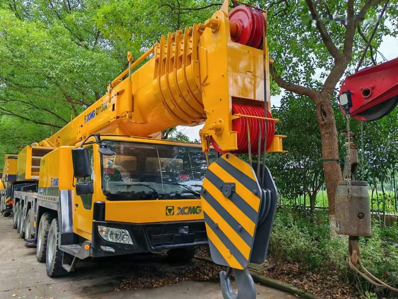 XCMG QY130K QY100K QY100K-II - Мобильный кран: фото 3 XCMG QY130K QY100K QY100K-II - Мобильный кран: фото 3