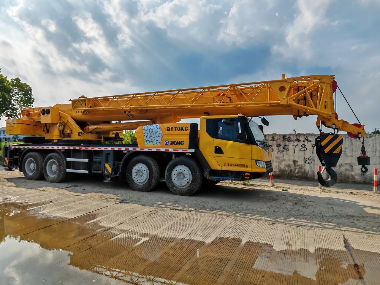 XCMG QY70KC - Мобильный кран: фото 1 XCMG QY70KC - Мобильный кран: фото 1