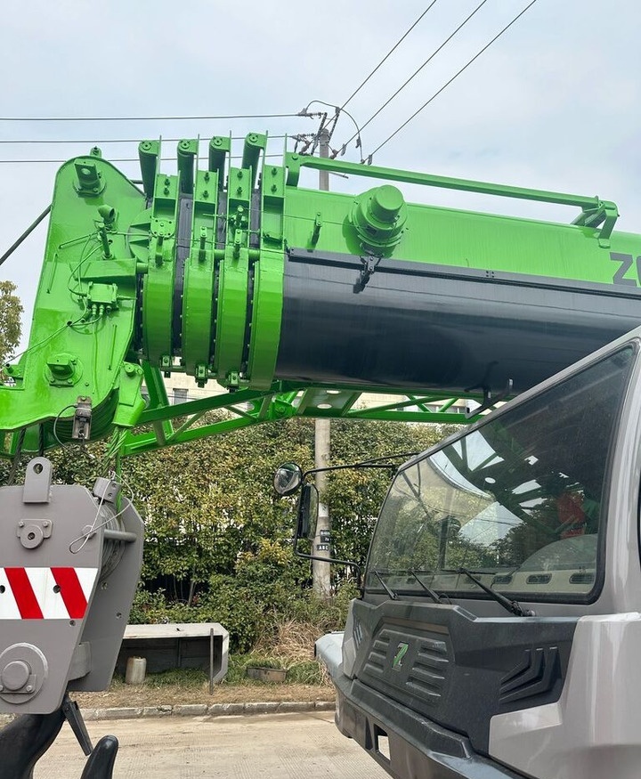 Zoomlion ZTC700V ZTC800V ZTC900V 50T 70T 80T 100T - Мобильный кран: фото 5 Zoomlion ZTC700V ZTC800V ZTC900V 50T 70T 80T 100T - Мобильный кран: фото 5