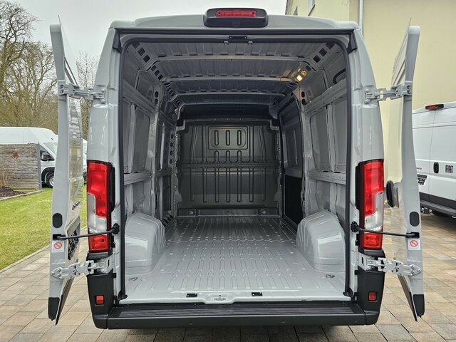 Цельнометаллический фургон FIAT Ducato 35 Automatik L2H2 180 Voll-LED V-Cockpit...: фото 37 Цельнометаллический фургон FIAT Ducato 35 Automatik L2H2 180 Voll-LED V-Cockpit...: фото 37