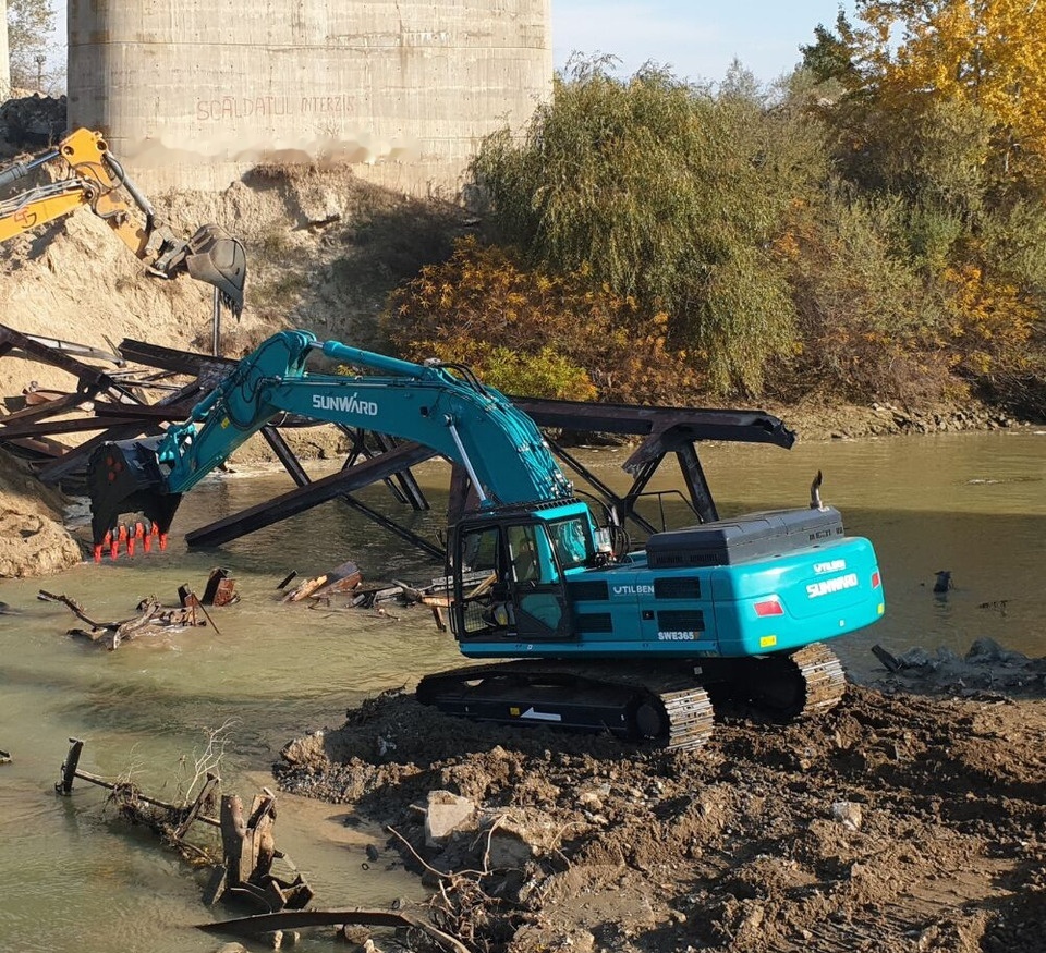 Sunward SWE 335F - Мини-экскаватор: фото 2 Sunward SWE 335F - Мини-экскаватор: фото 2