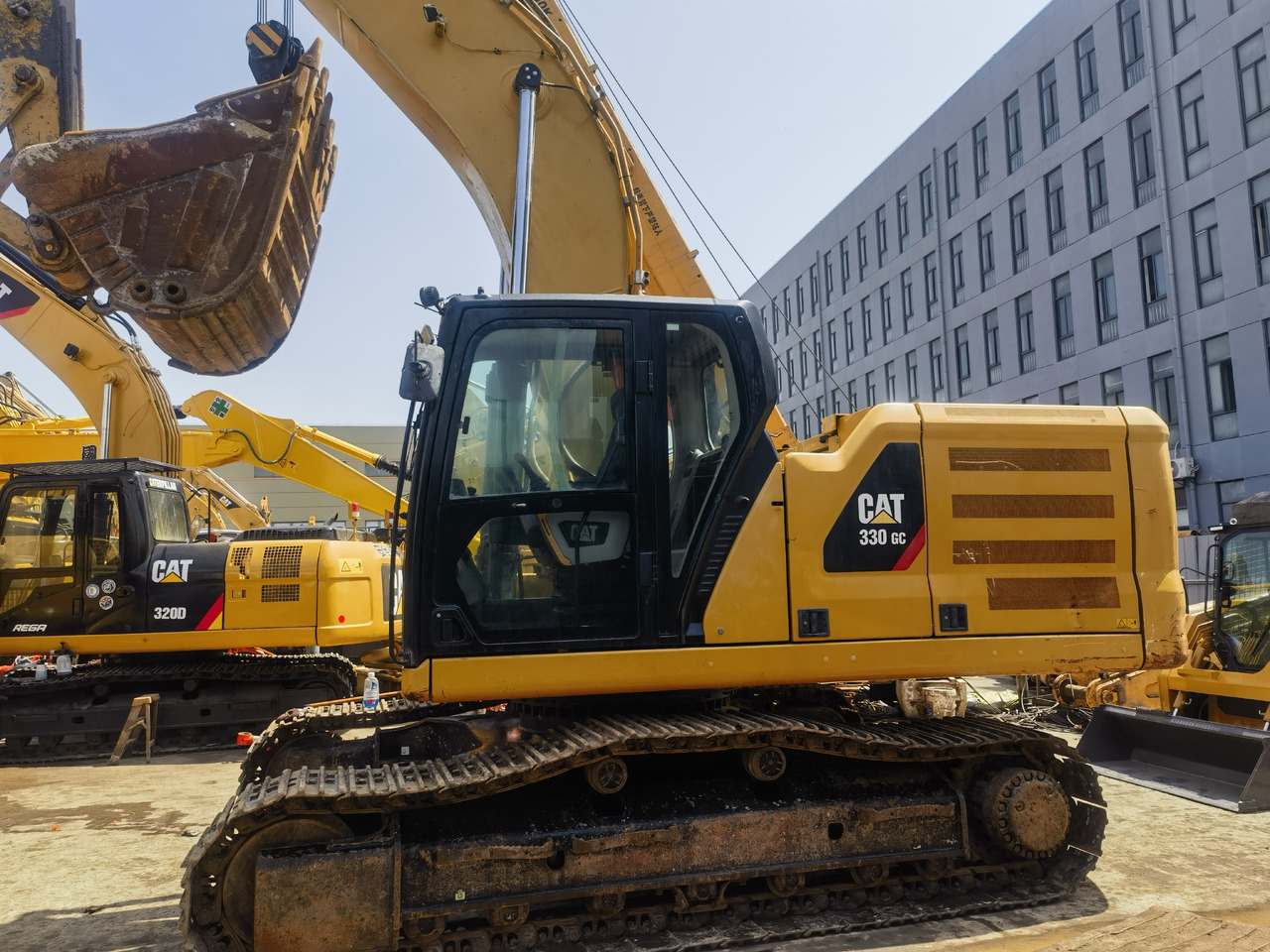 CAT 330GC Excavator - Гусеничный экскаватор: фото 3 CAT 330GC Excavator - Гусеничный экскаватор: фото 3