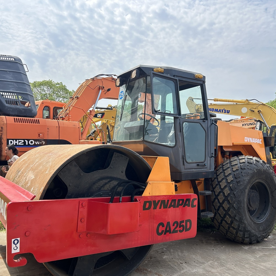 Dynapac CA25D roller - Дорожный каток: фото 2 Dynapac CA25D roller - Дорожный каток: фото 2