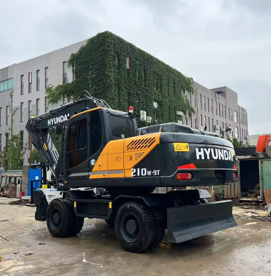 Hyundai 210w-9 wheel excavator - Колёсный экскаватор: фото 4 Hyundai 210w-9 wheel excavator - Колёсный экскаватор: фото 4