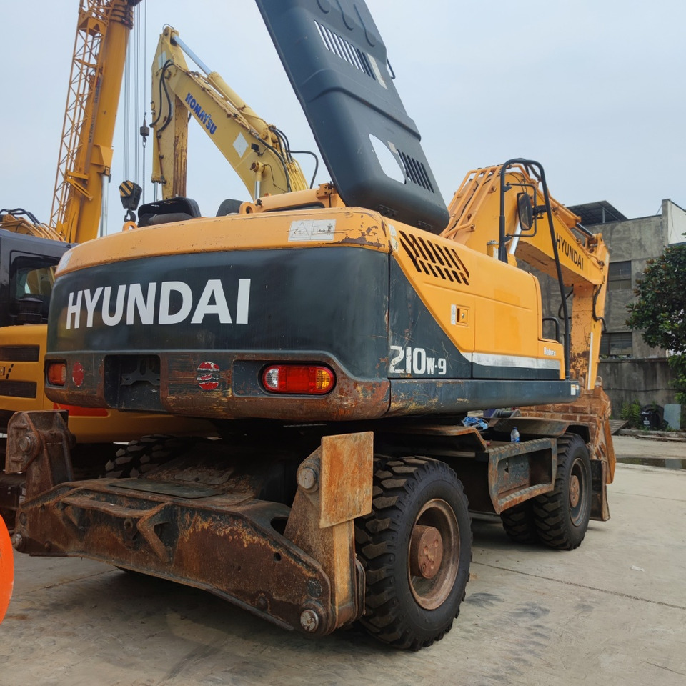 Hyundai 210w-9 wheel excavator - Колёсный экскаватор: фото 4 Hyundai 210w-9 wheel excavator - Колёсный экскаватор: фото 4