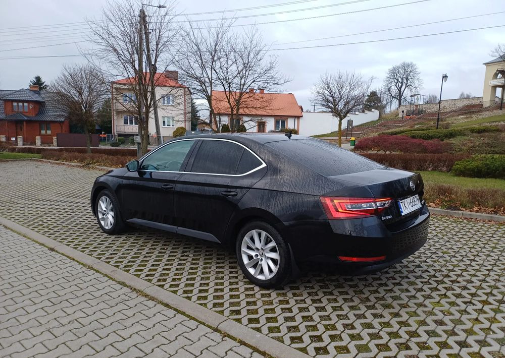 Skoda Superb 2.0 TDI Ambition - Седан: фото 3 Skoda Superb 2.0 TDI Ambition - Седан: фото 3
