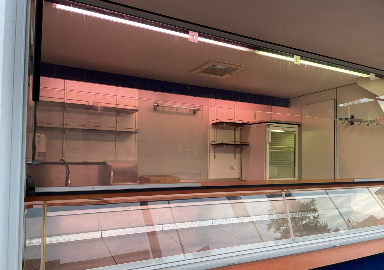 Fiat Ducato Autosklep wędlin Gastronomiczny Food Truck Foodtruck Sklep Borco 350 - Торговый грузовик: фото 2 Fiat Ducato Autosklep wędlin Gastronomiczny Food Truck Foodtruck Sklep Borco 350 - Торговый грузовик: фото 2