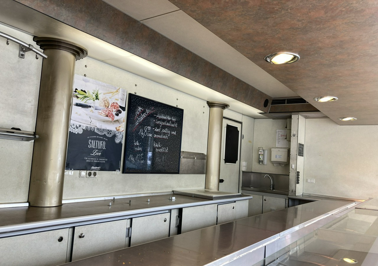 Fiat Ducato Autosklep wędlin Gastronomiczny Food Truck Foodtruck Sklep bar Borco - Торговый грузовик: фото 3 Fiat Ducato Autosklep wędlin Gastronomiczny Food Truck Foodtruck Sklep bar Borco - Торговый грузовик: фото 3