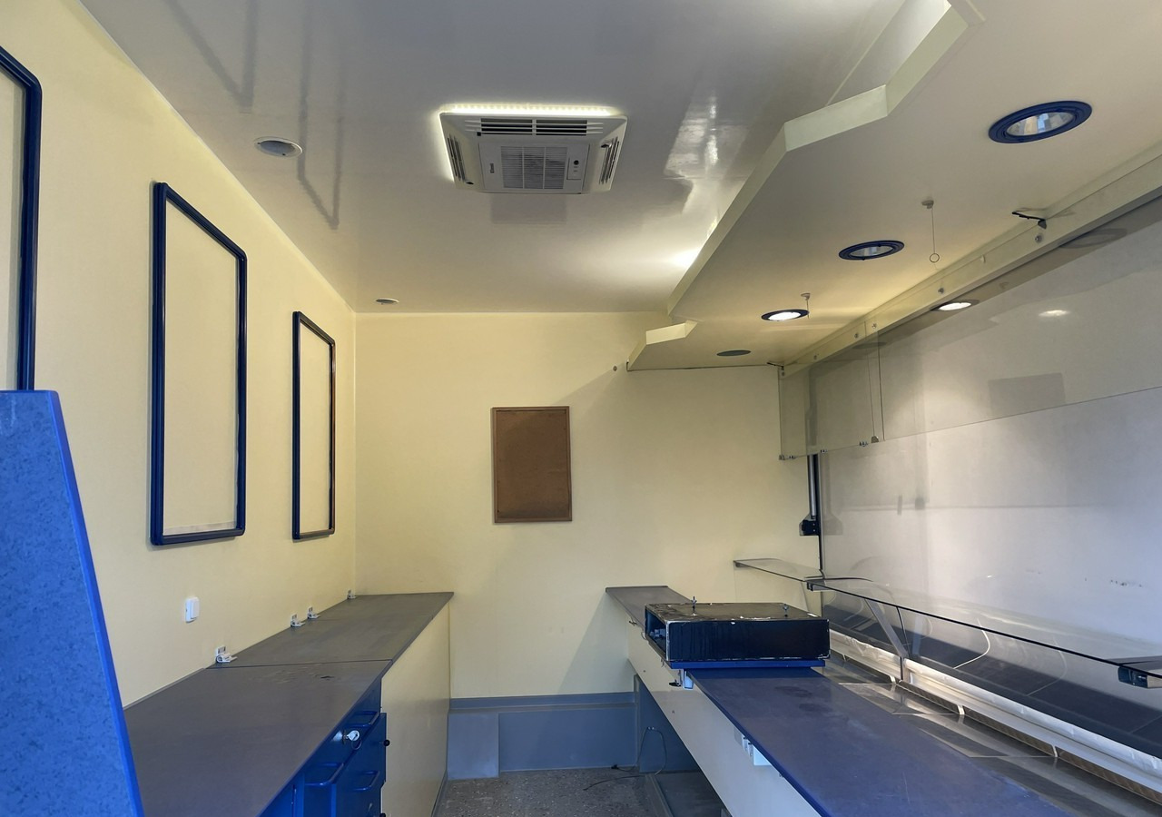 Fiat Ducato Autosklep wędlin Klima Gastronomiczny Food Truck Foodtruck sklep 20 - Торговый грузовик: фото 3 Fiat Ducato Autosklep wędlin Klima Gastronomiczny Food Truck Foodtruck sklep 20 - Торговый грузовик: фото 3