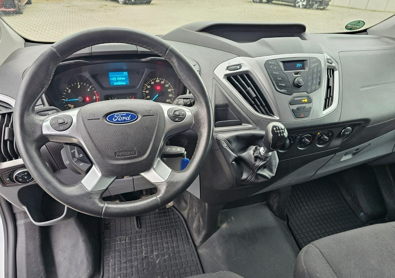 Ford Transit Transit Custom Ford Transit Custom 2.2-125KM Klima 2015 - Цельнометаллический фургон: фото 5 Ford Transit Transit Custom Ford Transit Custom 2.2-125KM Klima 2015 - Цельнометаллический фургон: фото 5