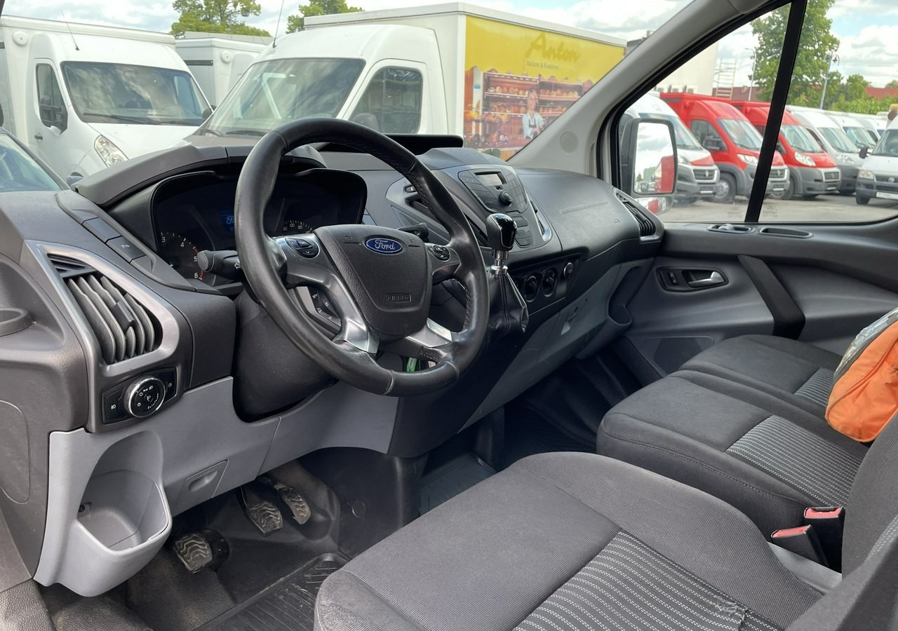 Ford Transit Transit Custom Transit Custom 2.0 Klima 153tkm Model 2018 - Цельнометаллический фургон: фото 2 Ford Transit Transit Custom Transit Custom 2.0 Klima 153tkm Model 2018 - Цельнометаллический фургон: фото 2