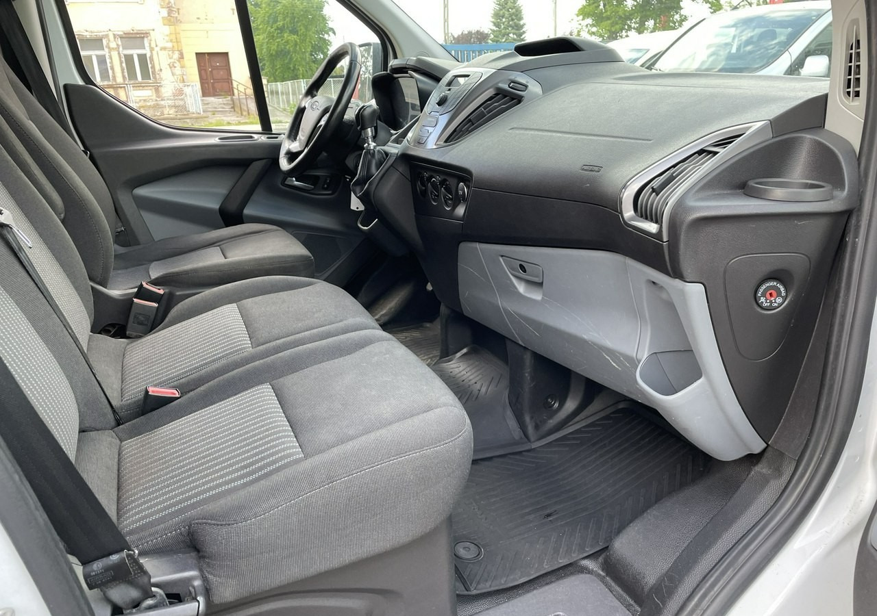 Ford Transit Transit Custom Transit Custom 2.0 Klima 153tkm Model 2018 - Цельнометаллический фургон: фото 4 Ford Transit Transit Custom Transit Custom 2.0 Klima 153tkm Model 2018 - Цельнометаллический фургон: фото 4