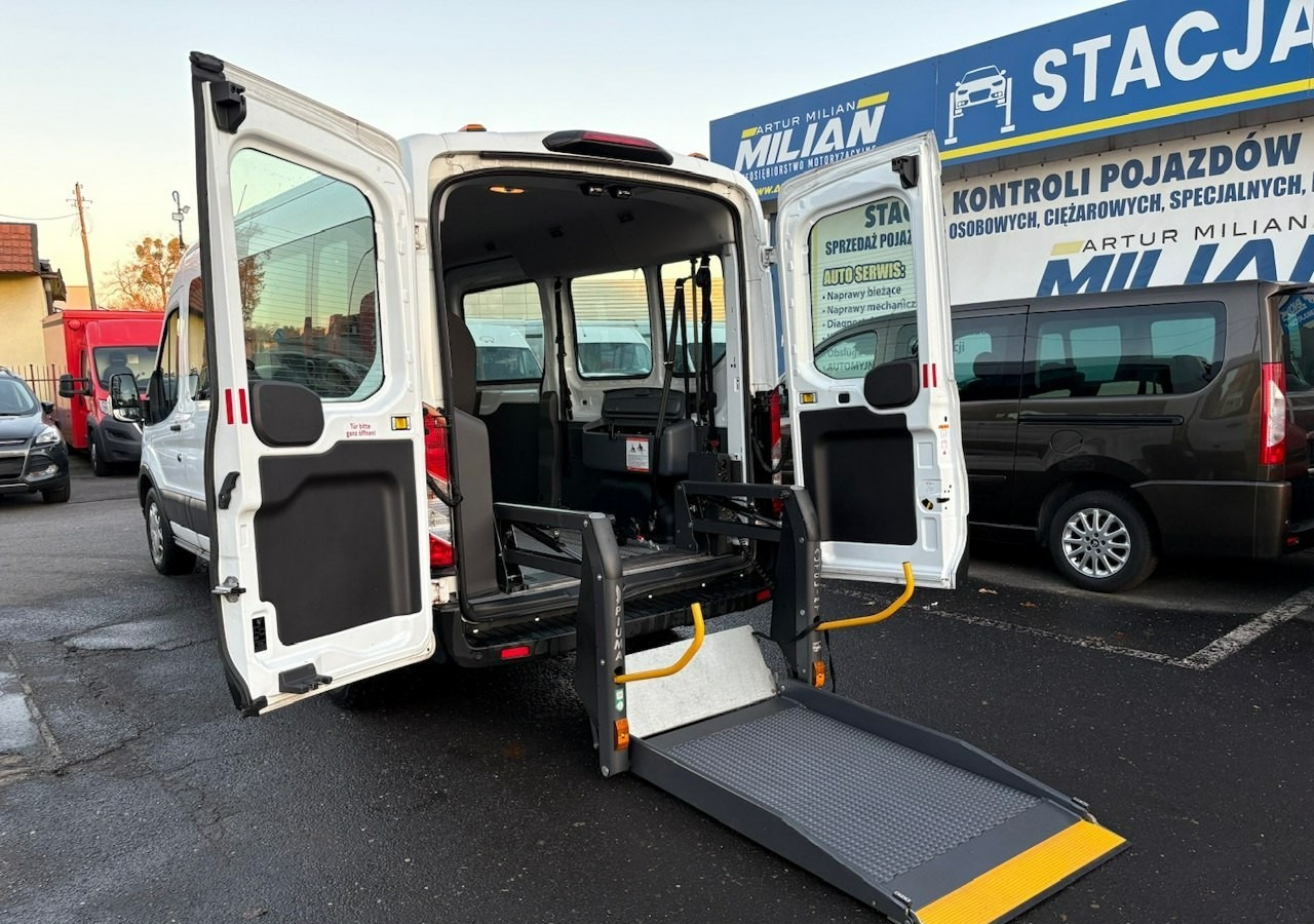 Ford Transit VIII Transit do przewozu Niepełnosprawnych 3 Wózki inwalida Rrampa 2020 - Легковой автомобиль: фото 2 Ford Transit VIII Transit do przewozu Niepełnosprawnych 3 Wózki inwalida Rrampa 2020 - Легковой автомобиль: фото 2