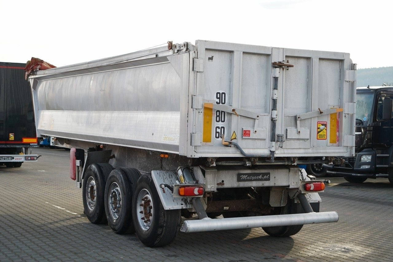 Benalu WYWROTKA / 23 m3 / ALUMINIOWA / OŚ PODNOSZONA / - Самосвальный полуприцеп: фото 4 Benalu WYWROTKA / 23 m3 / ALUMINIOWA / OŚ PODNOSZONA / - Самосвальный полуприцеп: фото 4