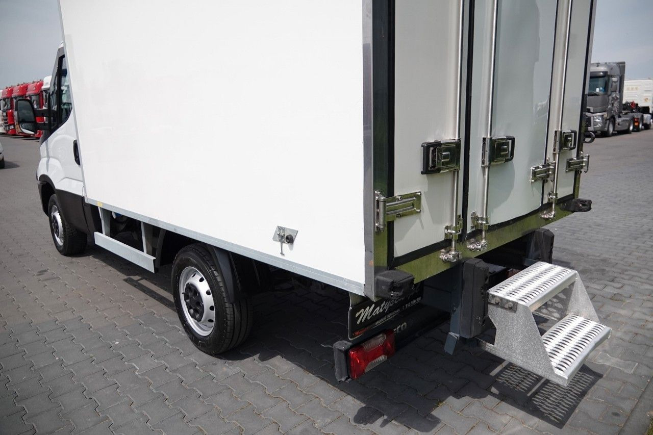 Iveco DAILY / CHŁODNIA / AGREGAT CARIER -XARIOS 200 / - Фургон-рефрижератор: фото 5 Iveco DAILY / CHŁODNIA / AGREGAT CARIER -XARIOS 200 / - Фургон-рефрижератор: фото 5