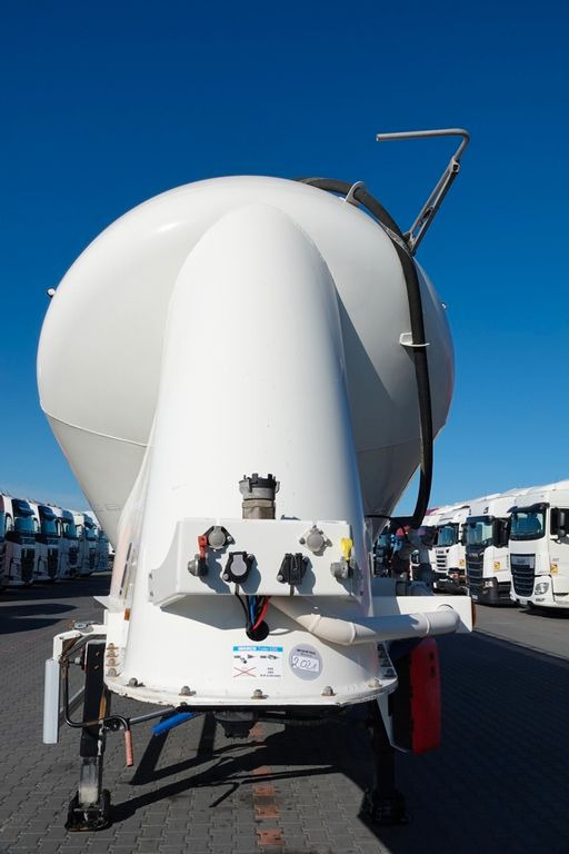 Полуприцеп цистерна для сыпучих грузов Legras CEMENTONACZEPA / 3 KOMORY / 38 000 L / SILOS Legras CEMENTONACZEPA / 3 KOMORY / 38 000 L / SILOS: фото 8 Полуприцеп цистерна для сыпучих грузов Legras CEMENTONACZEPA / 3 KOMORY / 38 000 L / SILOS Legras CEMENTONACZEPA / 3 KOMORY / 38 000 L / SILOS: фото 8