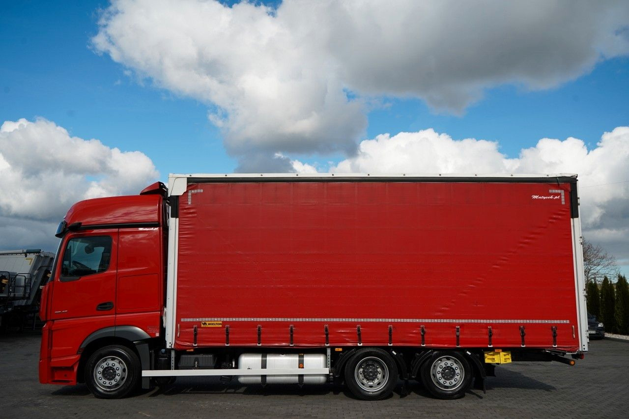 Mercedes-Benz ACTROS 2545 / SOLÓWKA / 6x2 / OŚ PODNOSZONA / B - Тентованный грузовик: фото 2 Mercedes-Benz ACTROS 2545 / SOLÓWKA / 6x2 / OŚ PODNOSZONA / B - Тентованный грузовик: фото 2