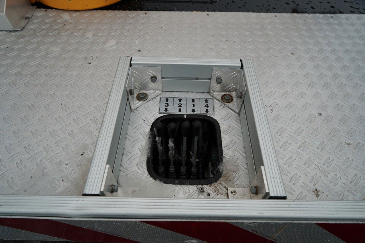 Грузовик с подъемником Renault MAXITY 120 dxi / ZWYŻKA 20 METRÓW / PODNOŚNIK KO: фото 22