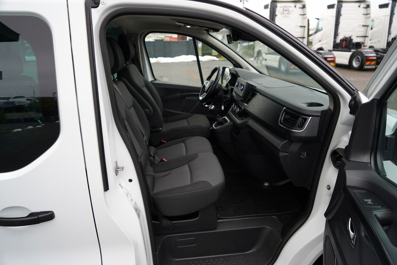 Пассажирский фургон Renault TRAFIC III / BUS / 9 MIEJSC / PIERWSZY WŁAŚCICIE: фото 35