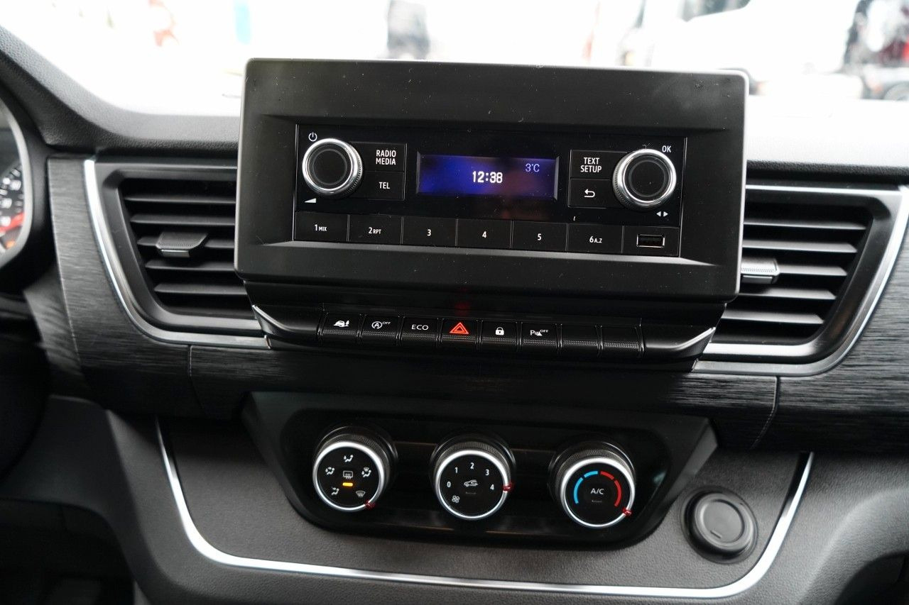 Пассажирский фургон Renault TRAFIC III / BUS / 9 MIEJSC / PIERWSZY WŁAŚCICIE: фото 31