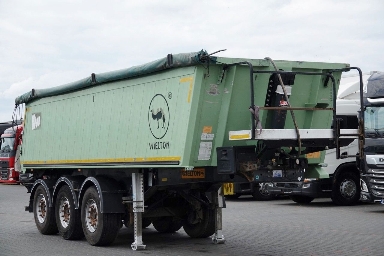 Schmitz Cargobull WYWROTKA 40 M3 / MULDA ALUMINIOWA / OŚ PODNOSZON - Самосвальный полуприцеп: фото 1 Schmitz Cargobull WYWROTKA 40 M3 / MULDA ALUMINIOWA / OŚ PODNOSZON - Самосвальный полуприцеп: фото 1