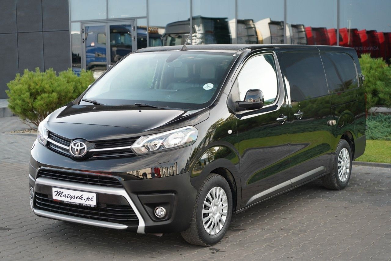 Toyota PROACE / FURGON / BLASZAK / 2.0 D / ZABUDOWA - Легковой фургон: фото 3 Toyota PROACE / FURGON / BLASZAK / 2.0 D / ZABUDOWA - Легковой фургон: фото 3
