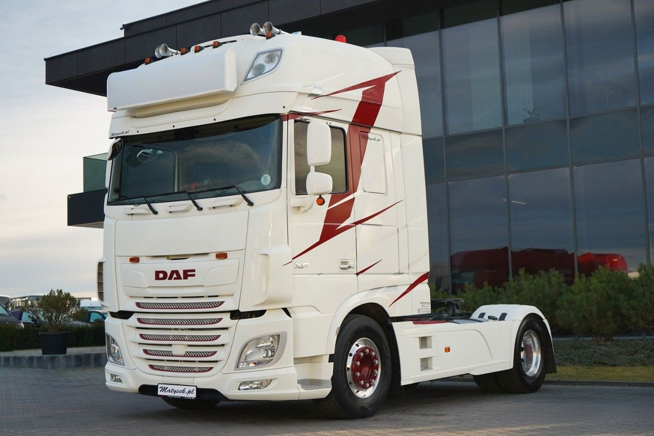DAF XF 530 / RETARDER / I-PARK COOL / SUPER SPACE CA - Тягач: фото 1 DAF XF 530 / RETARDER / I-PARK COOL / SUPER SPACE CA - Тягач: фото 1