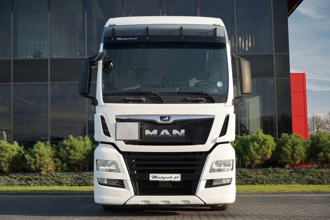 MAN TGX 18.470 / LOW DECK / MEGA / REGULOWANE SIODŁO - Тягач: фото 3 MAN TGX 18.470 / LOW DECK / MEGA / REGULOWANE SIODŁO - Тягач: фото 3