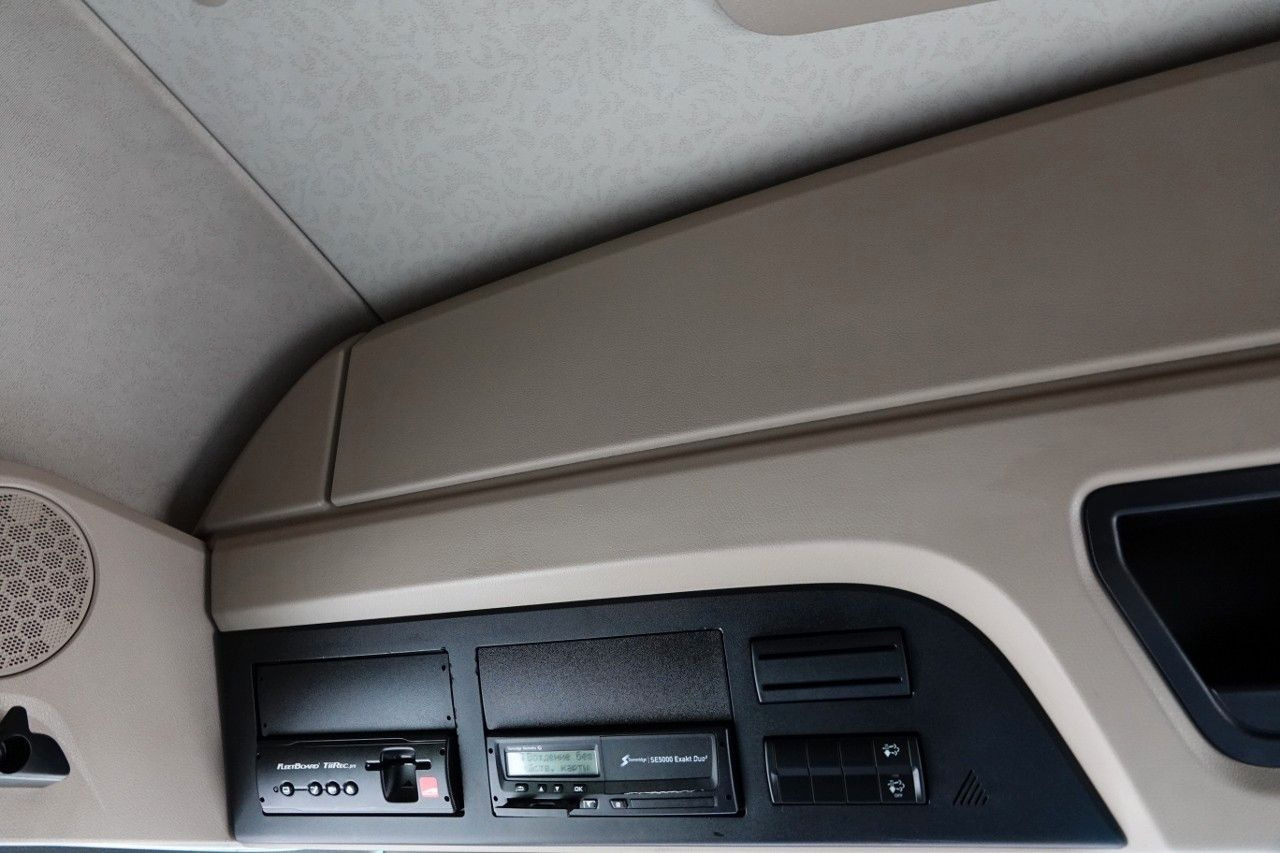 Тягач Mercedes-Benz ACTROS 1843 / RETARDER / ALUFELGI / EURO 6 / SPR: фото 16 Тягач Mercedes-Benz ACTROS 1843 / RETARDER / ALUFELGI / EURO 6 / SPR: фото 16