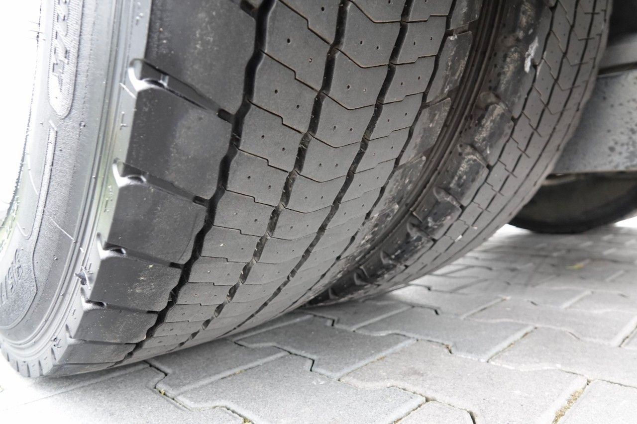 Тягач Mercedes-Benz ACTROS 1843 / RETARDER / ALUFELGI / EURO 6 / SPR: фото 11 Тягач Mercedes-Benz ACTROS 1843 / RETARDER / ALUFELGI / EURO 6 / SPR: фото 11