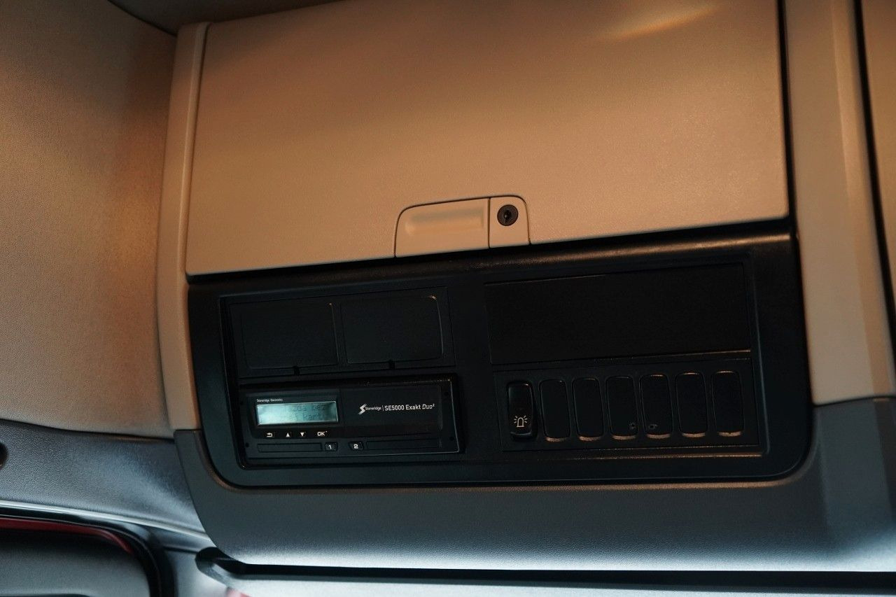 Scania R 520 / V8 / HYDRAULIKA / RETARDER / FULL AIRMAT в лизинг Scania R 520 / V8 / HYDRAULIKA / RETARDER / FULL AIRMAT: фото 33 Scania R 520 / V8 / HYDRAULIKA / RETARDER / FULL AIRMAT в лизинг Scania R 520 / V8 / HYDRAULIKA / RETARDER / FULL AIRMAT: фото 33