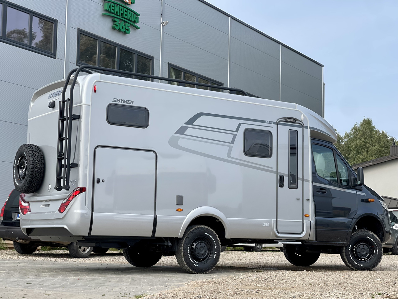 HYMER / ERIBA MLT 580 4x4 - Полуинтегрированный автодом: фото 5 HYMER / ERIBA MLT 580 4x4 - Полуинтегрированный автодом: фото 5