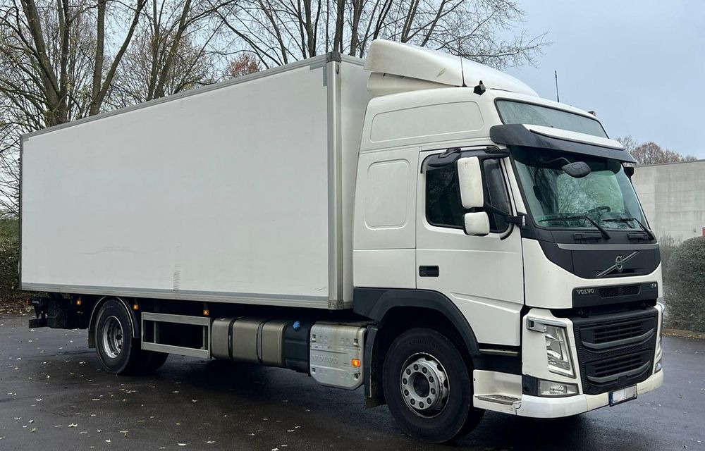 Volvo FM 340 / IZOTERMA / WINDA / SPROWADZONY / 18 PALET / 10.2017 / E6 / STAN BARDZO DOBRY - Рефрижератор: фото 2 Volvo FM 340 / IZOTERMA / WINDA / SPROWADZONY / 18 PALET / 10.2017 / E6 / STAN BARDZO DOBRY - Рефрижератор: фото 2