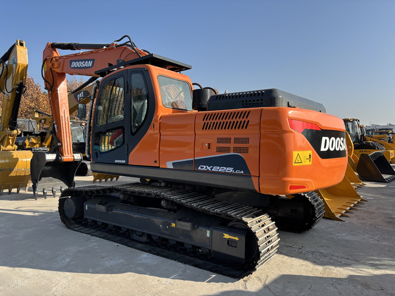 DOOSAN DX225LCA - Гусеничный экскаватор: фото 4 DOOSAN DX225LCA - Гусеничный экскаватор: фото 4