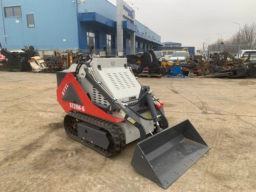 BTTL ST28H-6 - Мини-погрузчик с бортовым поворотом: фото 2 BTTL ST28H-6 - Мини-погрузчик с бортовым поворотом: фото 2