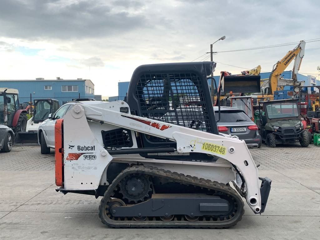 Bobcat T 450 - Мини-погрузчик с бортовым поворотом: фото 5 Bobcat T 450 - Мини-погрузчик с бортовым поворотом: фото 5