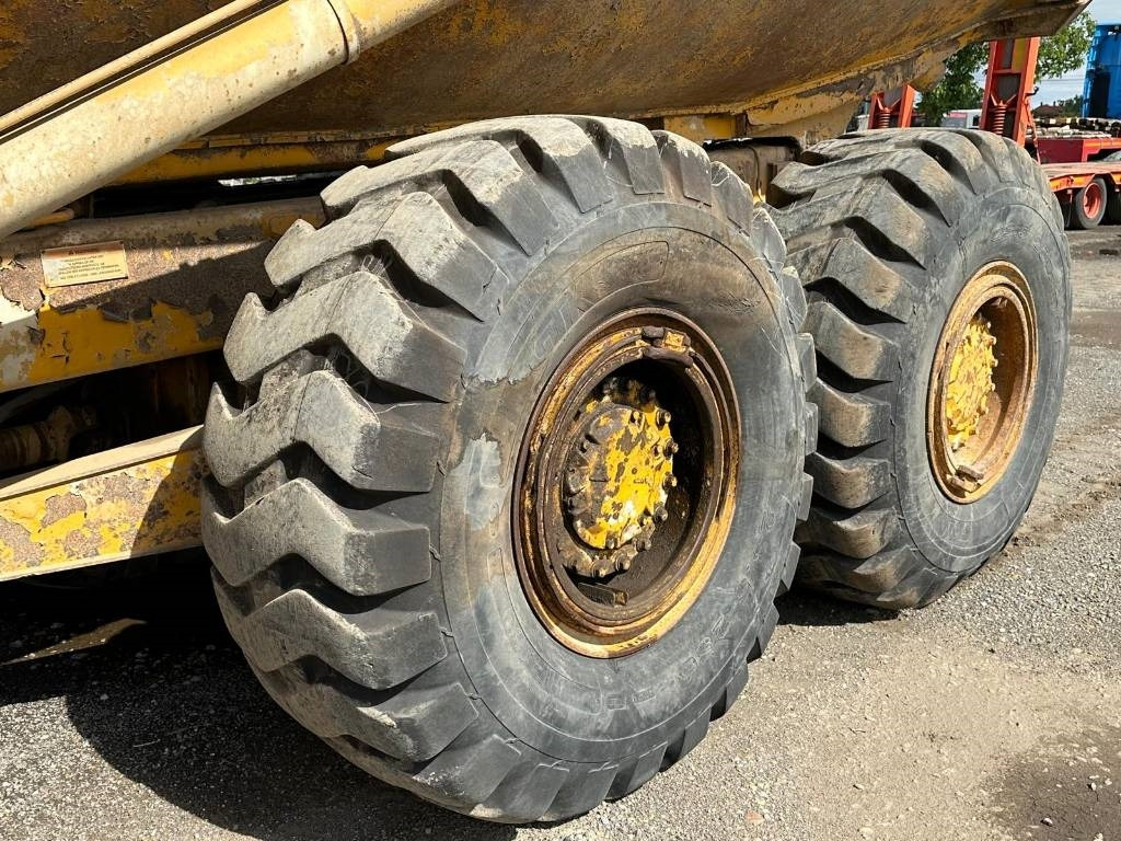 CAT D 300 E - Сочленённый самосвал: фото 4 CAT D 300 E - Сочленённый самосвал: фото 4